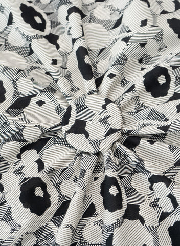 (Pre Cut 1-Meter) Pure Cotton Cambric Black And White Color Abstract Pattern Fabric.