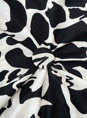 Pure Cotton Cambric Black And White Color Abstract Pattern Fabric.