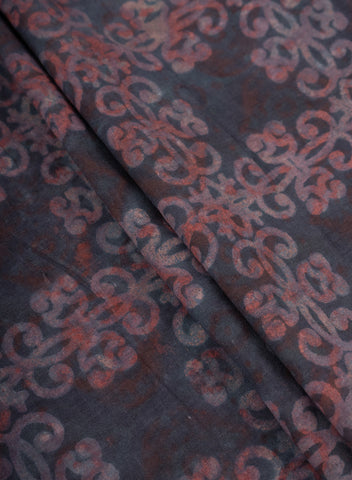(Pre Cut-2.5 Meter)Pure Cotton Cambric Shades Of Wine Color Geometrical Pattern Dabu Hand Block Print Fabric.