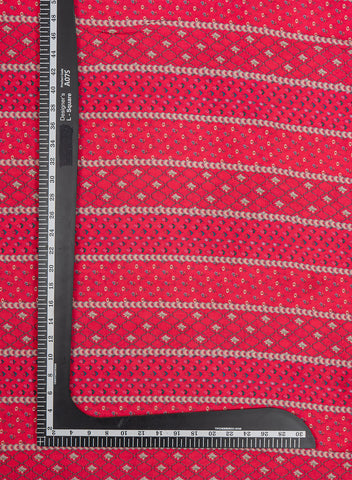 (Pre Cut-1 Meter) Pure Crepe Magenta Color Floral Pattern Hybrid Print Fabric.