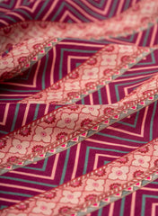 Pure Crepe Magenta Color Zig-Zag Pattern Hybrid Print Fabric.